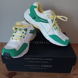 Vionic 23Walk 2.0 Suede Mint Green, Leather Walking Shoe Women's 9.5 Rare color